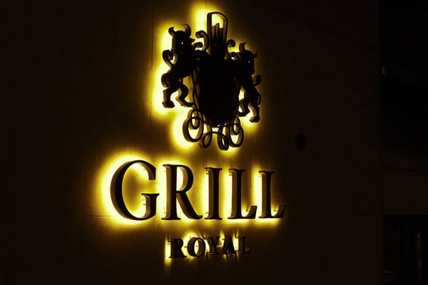 Grill Royal by null