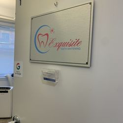 Exquisite Teeth Whitening & Essentials - Office door