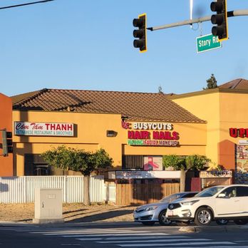 Com Tam Thanh - the intersection of a busy intersection - Vietnamese Near Me - San Jose, California