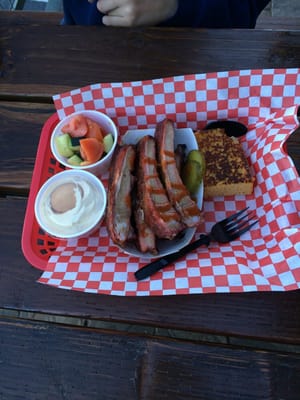 Moe's Original BBQ by null