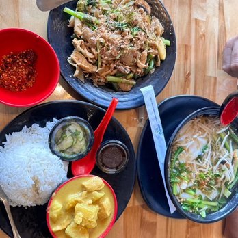 Saffron Thai - Thai Near Me - San Diego, California