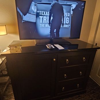 Hyatt Regency Newport Beach - Tv and dresser - Hotels Near Me - Newport Beach, California Hyatt Regency Newport Beach - Tv and dresser - Hotels Near Me - Newport Beach, California