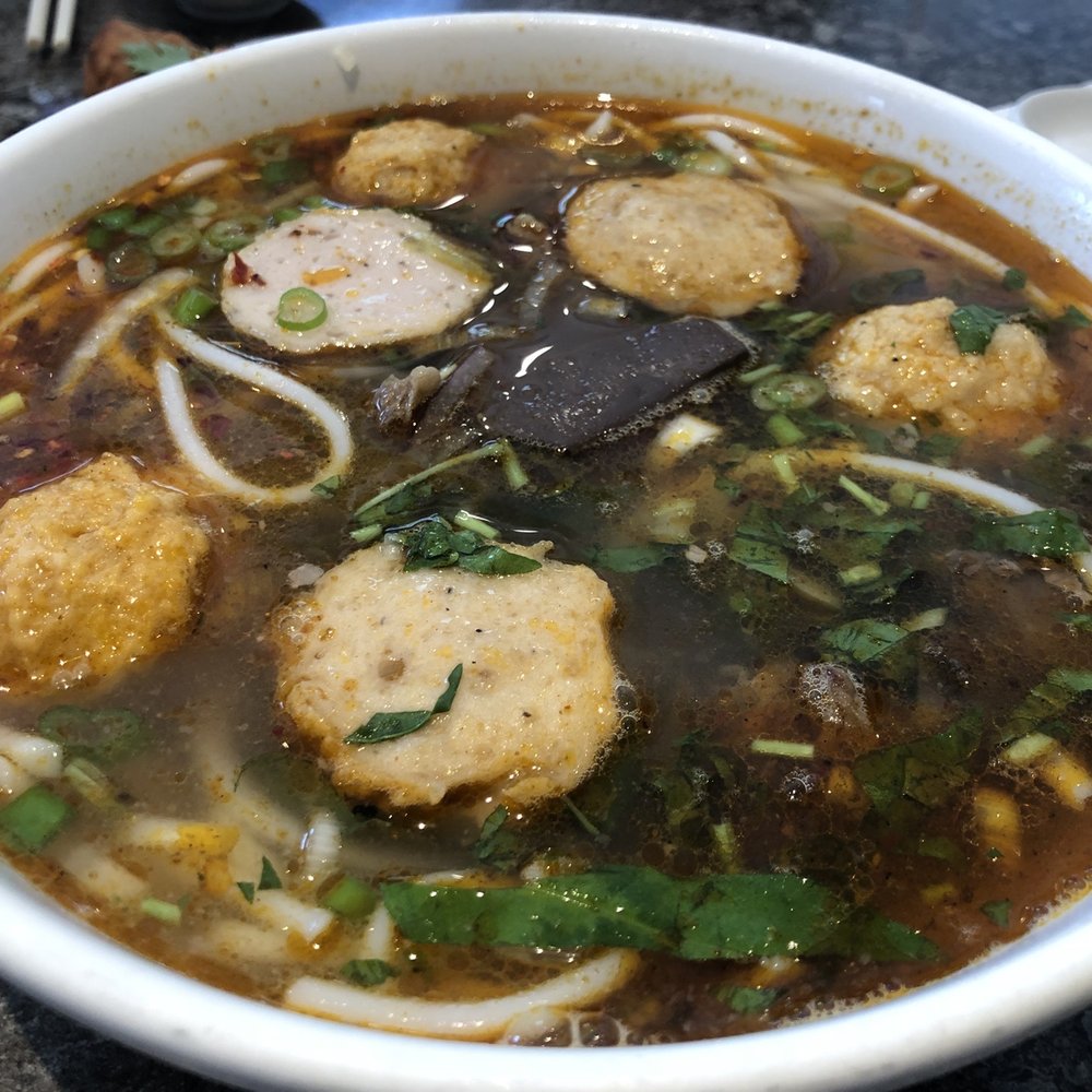Que Ling Restaurant - Vietnamese Near Me - Toronto, Ontario