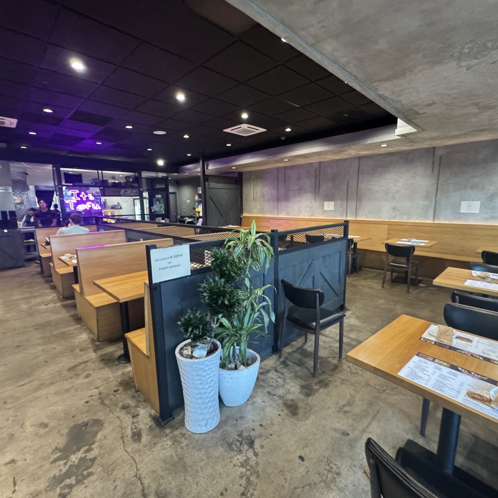 Its Tofu - Interior - Korean Near Me - Irvine, California