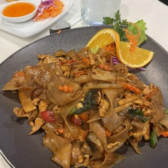 Thai Samurai - Drunken noodles - Thai Near Me - Mount Juliet, Tennessee Thai Samurai - Drunken noodles - Thai Near Me - Mount Juliet, Tennessee