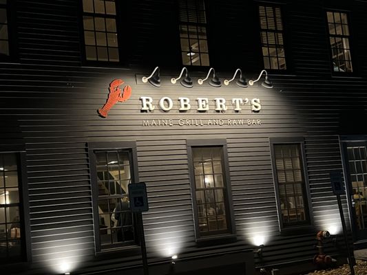 Robert's Maine Grill by null