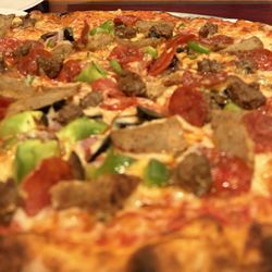 Plainville Pizzeria - Everything pizza.