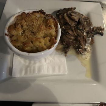 Market Street Blade And Barrel - Mac and cheese with grilled mushrooms - Steakhouses Near Me - Redding, California Market Street Blade And Barrel - Mac and cheese with grilled mushrooms - Steakhouses Near Me - Redding, California