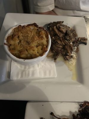 Market Street Blade and Barrel by null