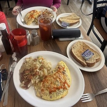 Nick's Diner - Mushroom, ham, & onions omelette w/rye toast - Diners Near Me - Wheaton, Maryland Nick's Diner - Mushroom, ham, & onions omelette w/rye toast - Diners Near Me - Wheaton, Maryland