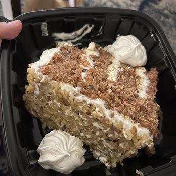 Hot Tuna - Carrot cake...yumm - Bars Near Me - Virginia Beach, Virginia