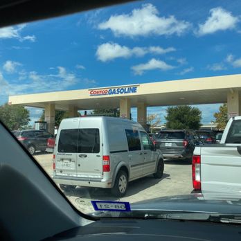 Costco Gas - Always packed even on a weekday - Gas Stations Near Me - Selma, Texas