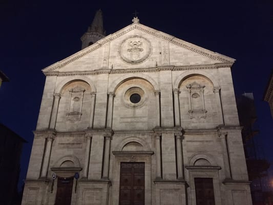 Pienza by null