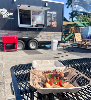 Belle Époque Pies by null