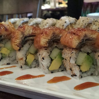 SriThai  Thai Kitchen & Sushi Bar - Duluth - Sushi! Cali Eel Roll - Japanese Near Me - Duluth, Georgia