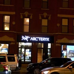 Arc'teryx Chicago - From the other side of the street