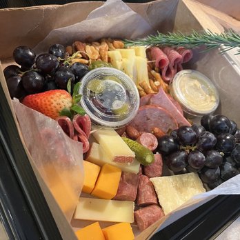 Valley Taproom - Charcuterie board! Was very good! The whole family loved it!! - Beer Bar Near Me - Gilbert, Arizona