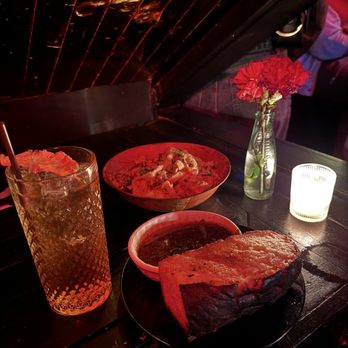 Donna’s - House bread with thot sauce, black pepper fettuccine, Golden Tempo cocktail - Bars Near Me - Seattle, Washington Donna’s - House bread with thot sauce, black pepper fettuccine, Golden Tempo cocktail - Bars Near Me - Seattle, Washington