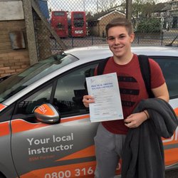London Driving Instructor - Happy passer - London Driving Instructor