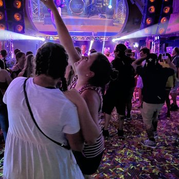 Seacrets - Indoor clu - Bars Near Me - Ocean City, Maryland