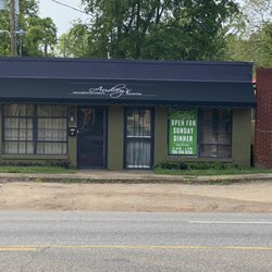 Roberts Cuisine