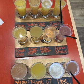 The Egg Bistro - Mimosa Flights - Breakfast & Brunch Near Me - Chesapeake, Virginia The Egg Bistro - Mimosa Flights - Breakfast & Brunch Near Me - Chesapeake, Virginia