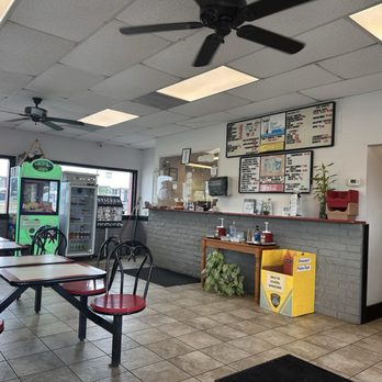 Tom's Burgers - Dining Area - Burgers Near Me - San Antonio, Texas Tom's Burgers - Dining Area - Burgers Near Me - San Antonio, Texas