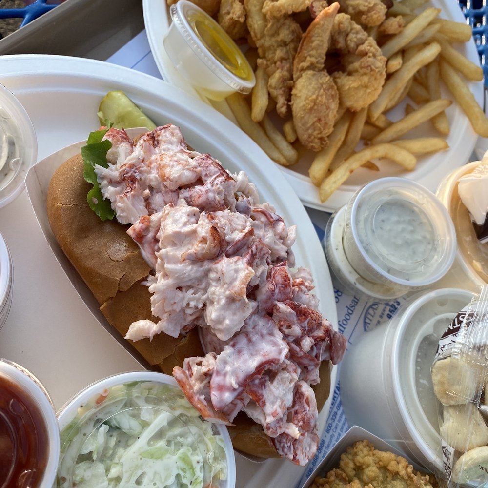 Seafood Sam's - Lobster roll, fried lobster and fried oyster - Seafood Near Me - Sandwich, Massachusetts Seafood Sam's - Lobster roll, fried lobster and fried oyster - Seafood Near Me - Sandwich, Massachusetts