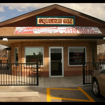 The Squeeze - the entrance to a restaurant - Dive Bars Near Me - Denver, Colorado