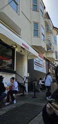 Mama's Luncheonette by null