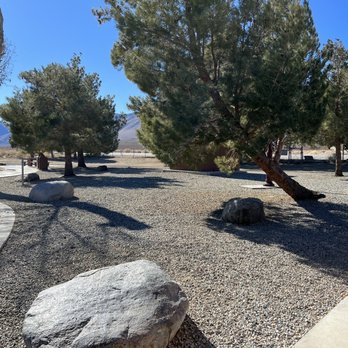 Coso Safety Roadside Rest Area - Grounds are kept nice - Rest Stops Near Me