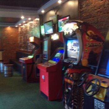 Cricketers Arms Hotel - Games Room - Hotels Near Me - Richmond, VIC