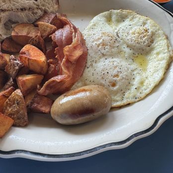 Drake's Corner Café + Bistro - American breakfast, extra egg - Breakfast & Brunch Near Me - Toronto, Ontario