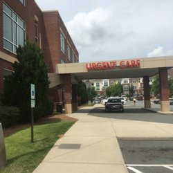 Wake Internal Medicine and Pediatrics - Entrance to building, off Durant