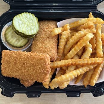 Dave's Hot Chicken - 3pc Mozz Sticks with Fries - Chicken Shop Near Me - Union City, California Dave's Hot Chicken - 3pc Mozz Sticks with Fries - Chicken Shop Near Me - Union City, California