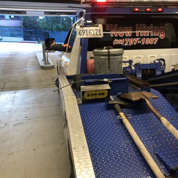 Carmel Towing - Finally figuring out how to exit and automatic gate - Towing Near Me - Hollywood, California Carmel Towing - Finally figuring out how to exit and automatic gate - Towing Near Me - Hollywood, California