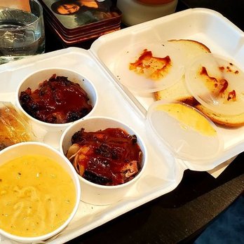Smoke Daddy - Styrofoam Example 1 - Barbeque Near Me - Chicago, Illinois
