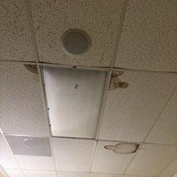 kettering spa - Old, nasty ceiling.