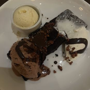 The Union - Chocolate cake - Sushi Bars Near Me - East Meadow, New York The Union - Chocolate cake - Sushi Bars Near Me - East Meadow, New York