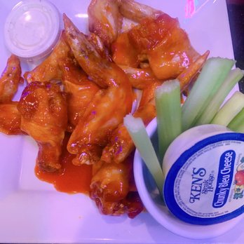 Whiskey Wings - Buffalo 10 Wings - Chicken Wings Near Me - Oldsmar, Florida Whiskey Wings - Buffalo 10 Wings - Chicken Wings Near Me - Oldsmar, Florida