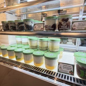 Yezi Coconut Dessert - Desserts Near Me - Bellevue, Washington