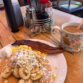 Kihei Caffe - Banana Macadamia Nut plank cakes - Hawaiian Near Me - Kihei, Hawaii Kihei Caffe - Banana Macadamia Nut plank cakes - Hawaiian Near Me - Kihei, Hawaii