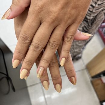 Diva Nails - Nail Salons Near Me - Aiea, Hawaii