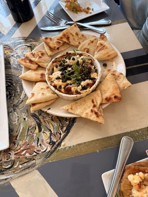 Spoon River Artworks and Market by null