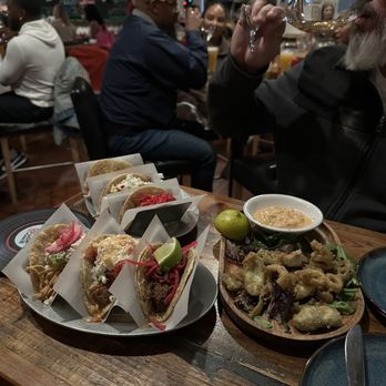 Taco Y Vino - Tacos Near Me - Dallas, Texas