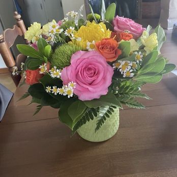 Sweet Pea Designs - Lovely flowers - Florists Near Me - Cedar Lake, Indiana Sweet Pea Designs - Lovely flowers - Florists Near Me - Cedar Lake, Indiana