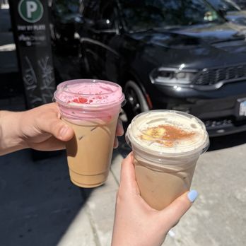 Pink Flores - Banana nana Latte and Fresita Vanilla iced - Cafes Near Me - Chicago, Illinois