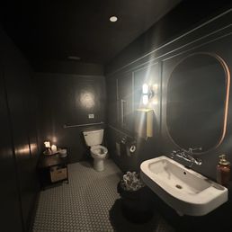 The bathroom was a vibe. The bathroom was a vibe.