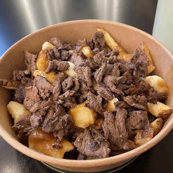 Potato Pit & Juice Bar - Original Poutine w/ Steak - Poutineries Near Me - Dearborn, Michigan Potato Pit & Juice Bar - Original Poutine w/ Steak - Poutineries Near Me - Dearborn, Michigan