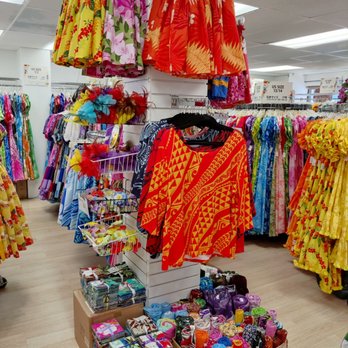 T&L Muumuu Factory - Tops, skirts, and remnants - Women's Clothing Near Me - Honolulu, Hawaii T&L Muumuu Factory - Tops, skirts, and remnants - Women's Clothing Near Me - Honolulu, Hawaii